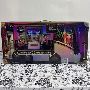 Rainbow High World Tour Bus & Stage Playset Kids OS Multicolor